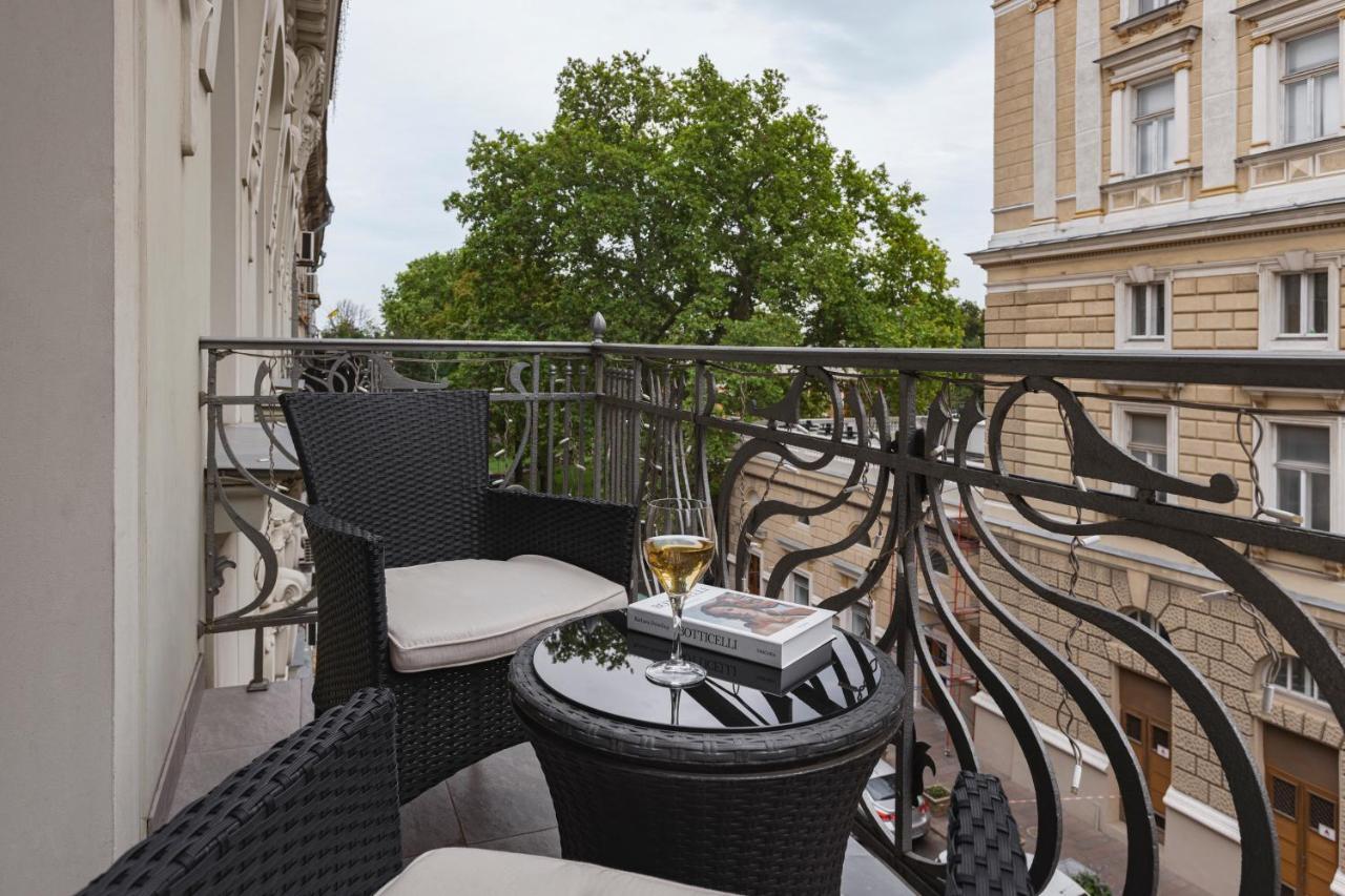 Ribas Duke Boutique Hotel โอเดสซา ภายนอก รูปภาพ